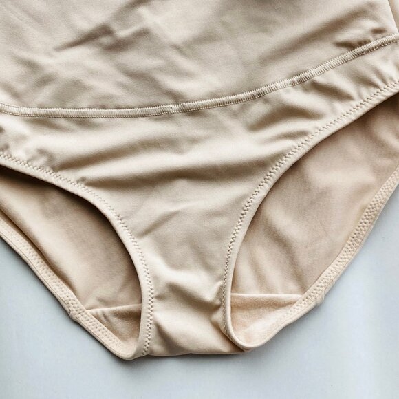 NWT Maidenform Firm Control High Waist Shaping Brief Small S Latte Lift 1854 - Picture 2 of 6